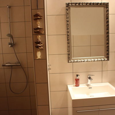 bad-mit-bodengleicher-dusche