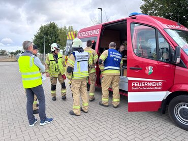 Feuerwehr&uuml;bung Auto