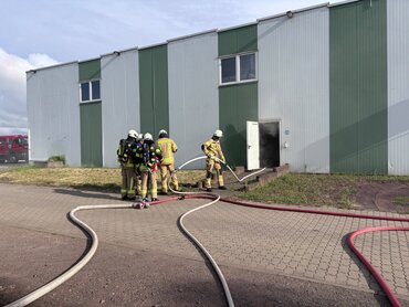 Feuerwehr&uuml;bung Haus