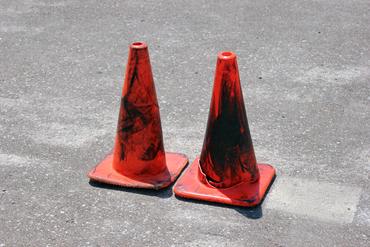 Stra&szlig;enschaden Kegel orange
